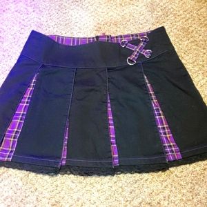 Tripp NYC Purple Plaid Pleated Skirt (M)